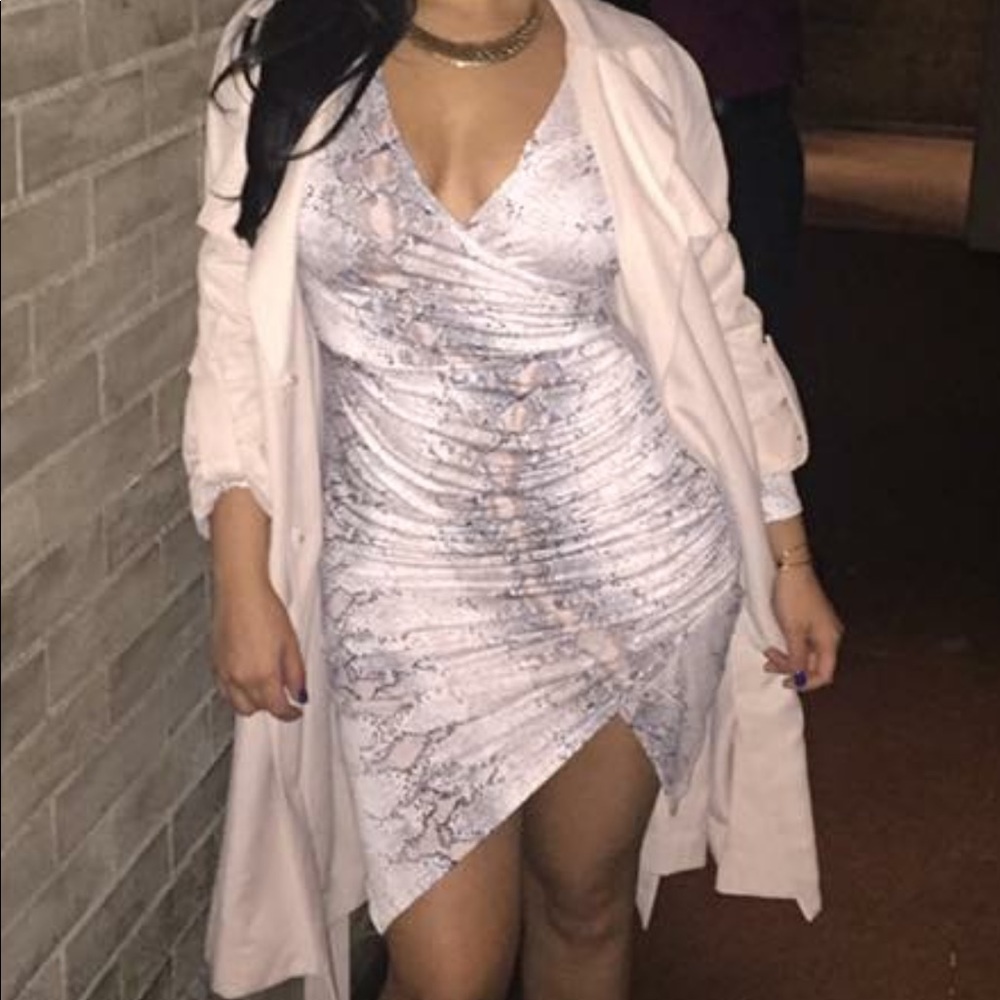 Wrap around long sleeve dress